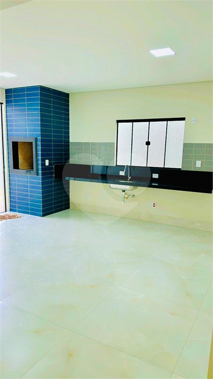 Casa à venda com 3 quartos, sendo 1 suíte, em Jardim das Palmeiras, Cuiabá, MT