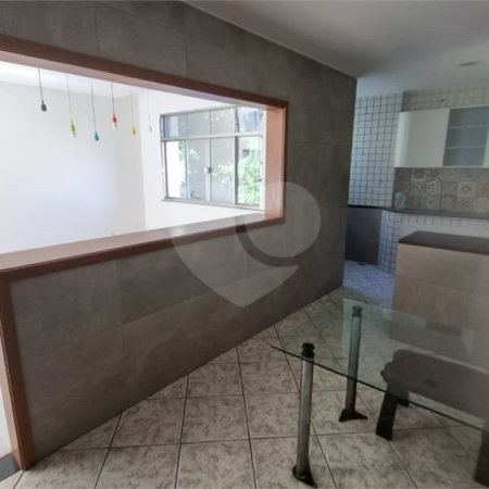 Casa de Vila à venda com 3 quartos, sendo 2 suítes,  em Tijuca, Rio de Janeiro, RJ