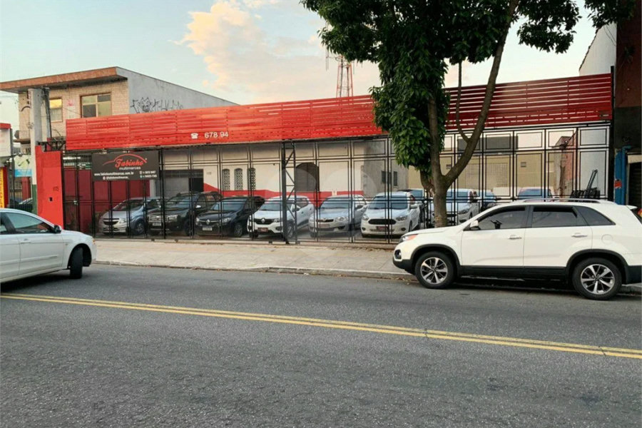 Excelente terreno em ótima localização. Venha fazer uma visita = 600M²