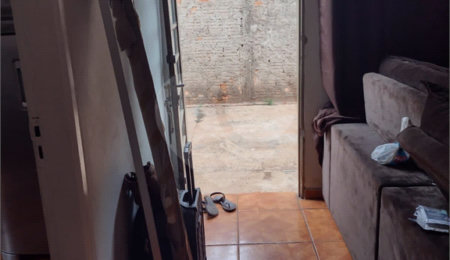 Casa à venda com 2 quartos em Parque das Hortências, Araraquara, SP
