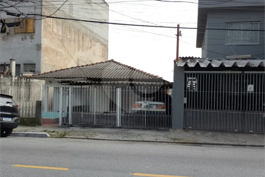Investidores, Atenção! Terreno de 310m² no Jardim Regina com Excelente Potencial Construtivo à Venda