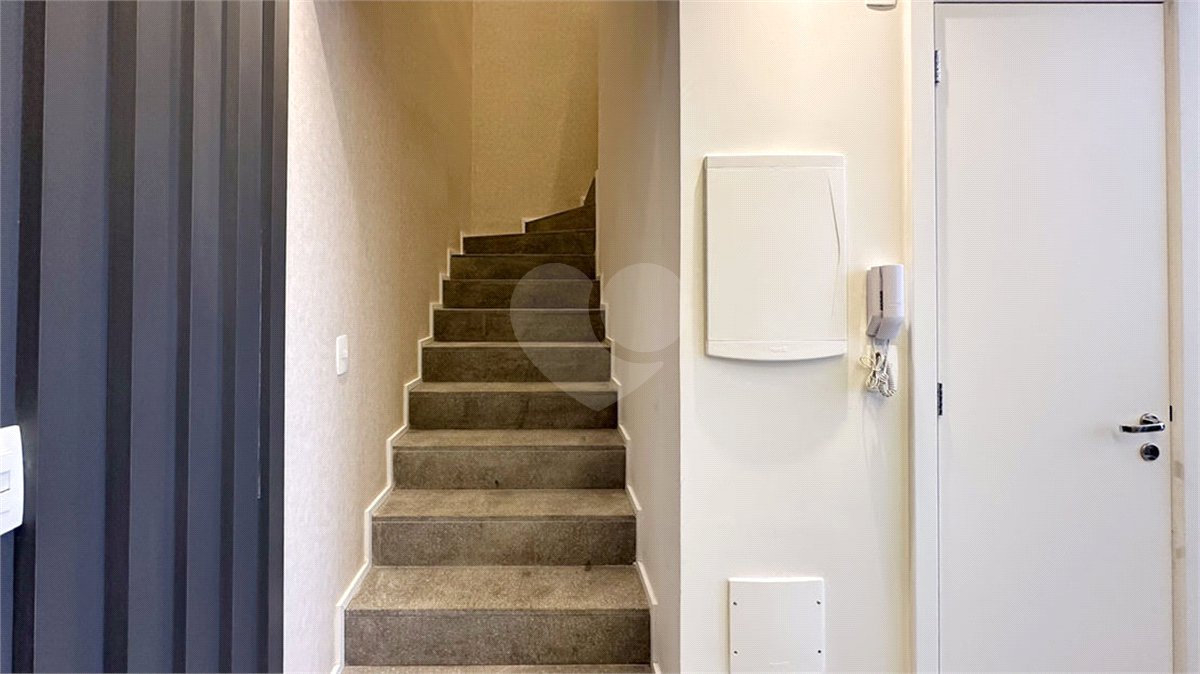Apartamento à venda ou para alugar com 2 suítes em Cerqueira César, São Paulo, SP