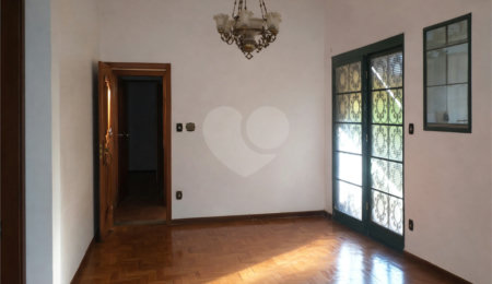 Casa à venda com 2 quartos, sendo 1 suíte,  no Centro, Araraquara, SP