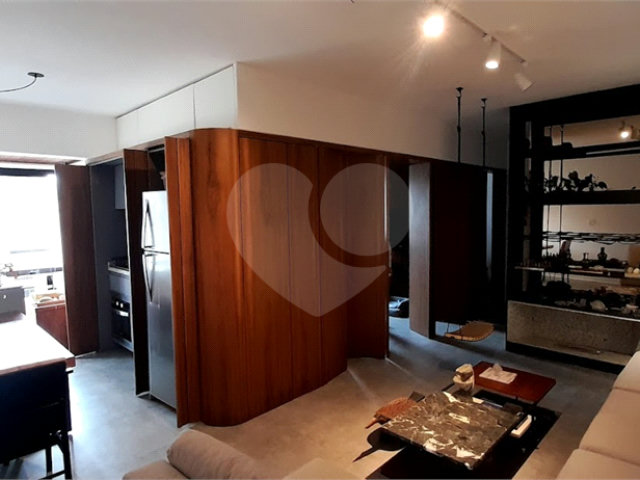 Apartamento à venda com 2 quartos, sendo 1 suíte,  em Jardim América, São Paulo, SP