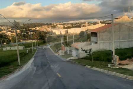 Casa à venda com 3 quartos, sendo 1 suíte, em Terra Preta (terra Preta), Mairiporã, SP
