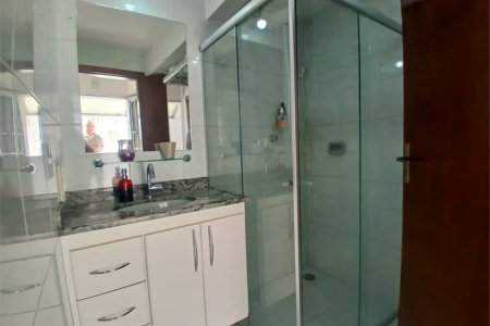 Casa Térrea à venda com 4 quartos, sendo 1 suíte, em Vila Leopoldina, São Paulo, SP