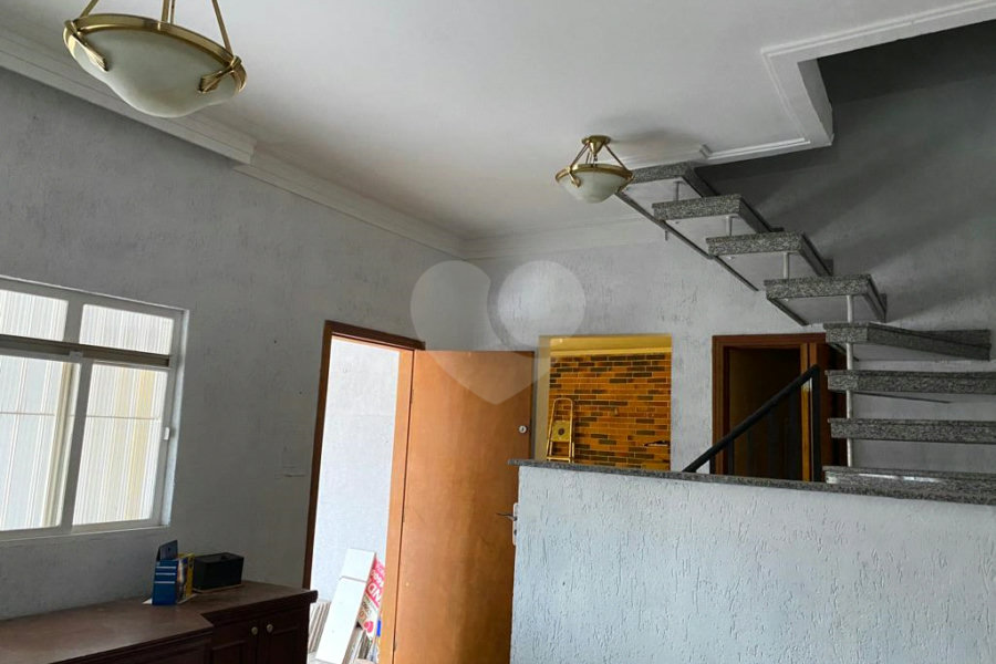 Sobrado à venda com 3 quartos, sendo 1 suíte, em Vila Guilherme, São Paulo, SP
