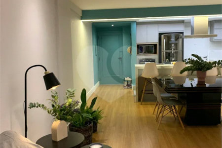 Apartamento à venda com 3 quartos, sendo 1 suíte, em Santana, São Paulo, SP