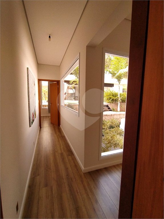 Casa à venda com 3 suítes no condomínio Jardim Primavera, Louveira - SP