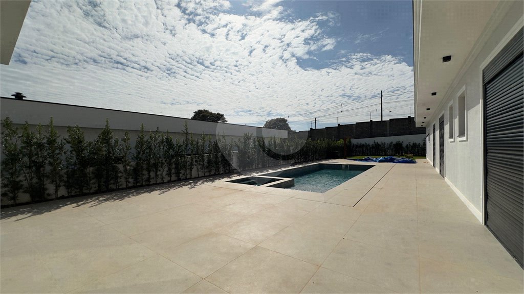 Casa à venda com 4 suítes no condomínio Parque Residencial Kurumin, Itu - SP