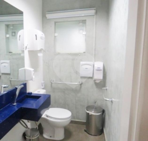 Sobrado à venda com 3 quartos em Brooklin Paulista, São Paulo, SP