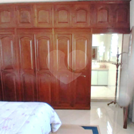 Sobrado à venda com 5 quartos, sendo 1 suíte, em Vila Maria Alta, São Paulo, SP