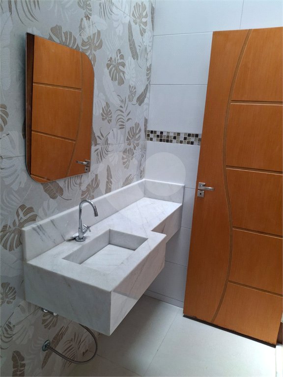 Casa à venda com 3 quartos, sendo 1 suíte, no condomínio Costa das Areias, Salto - SP