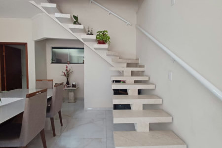 Casa à venda com 3 quartos, sendo 1 suíte, em Jardim Rosana, Guarulhos, SP