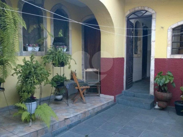 Casa à venda com 4 quartos, sendo 1 suíte,  em Santana, São Paulo, SP