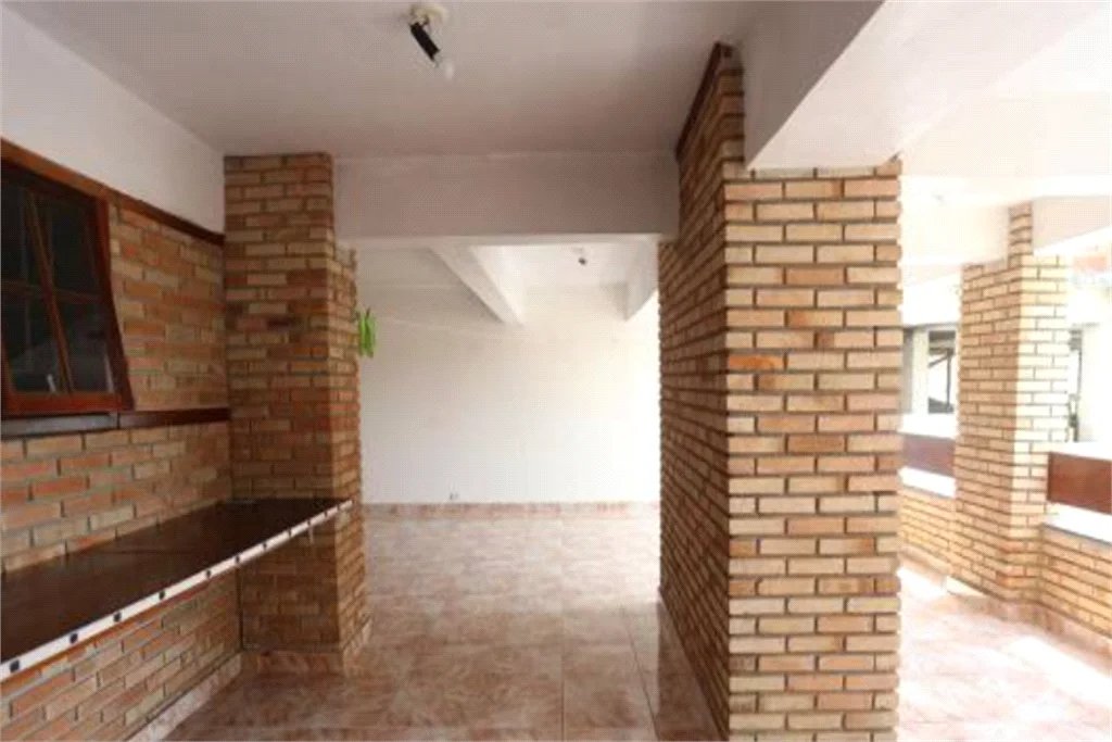 Sobrado à venda com 4 quartos, sendo 2 suítes, em Jardim Bonfiglioli, São Paulo, SP