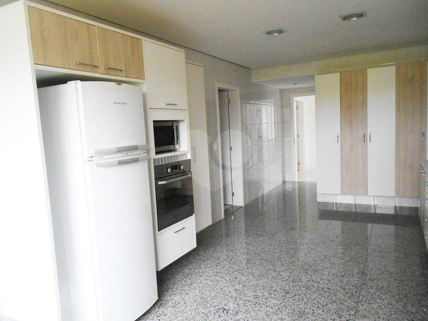 Apartamento para alugar com 4 suítes em Jardim Marajoara, São Paulo, SP