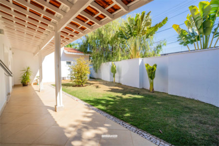 Casa à venda com 3 quartos, sendo 1 suíte,  no condomínio Vinhas da Vista Alegre - Lado Sede, Vinhedo - SP