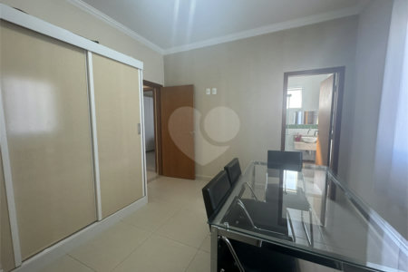 Casa à venda com 3 suítes no condomínio Lago da Serra, Araçoiaba da Serra - SP
