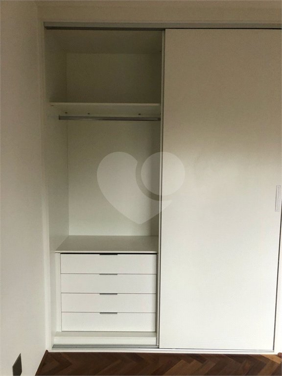 Apartamento à venda com 4 suítes em Vila Suzana, São Paulo, SP