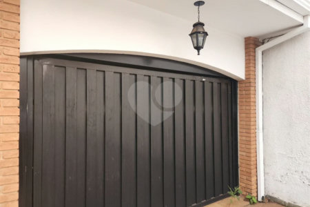 Sobrado à venda ou para alugar com 4 quartos, sendo 2 suítes, no Centro, Araraquara, SP