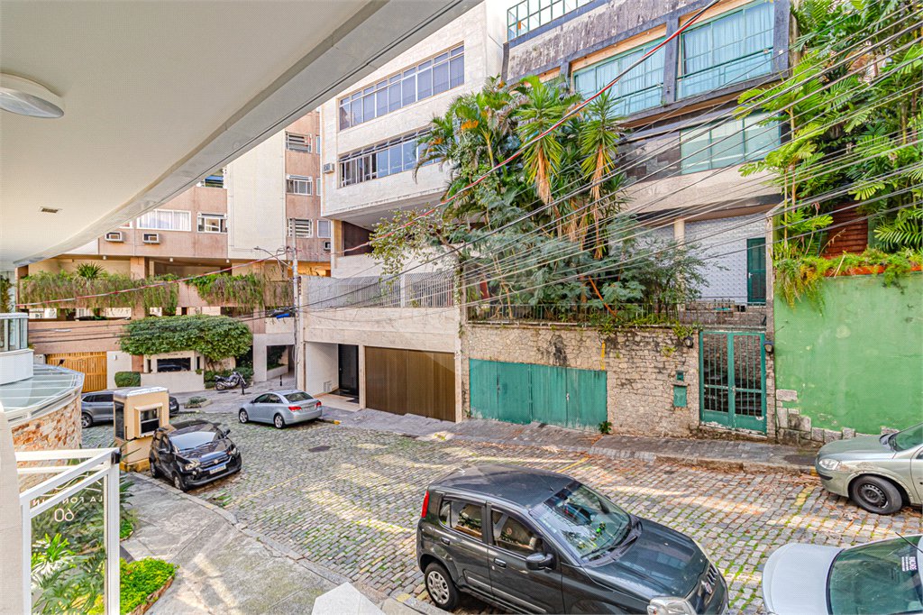 Apartamento à venda com 3 quartos, sendo 1 suíte, em Lagoa, Rio de Janeiro, RJ