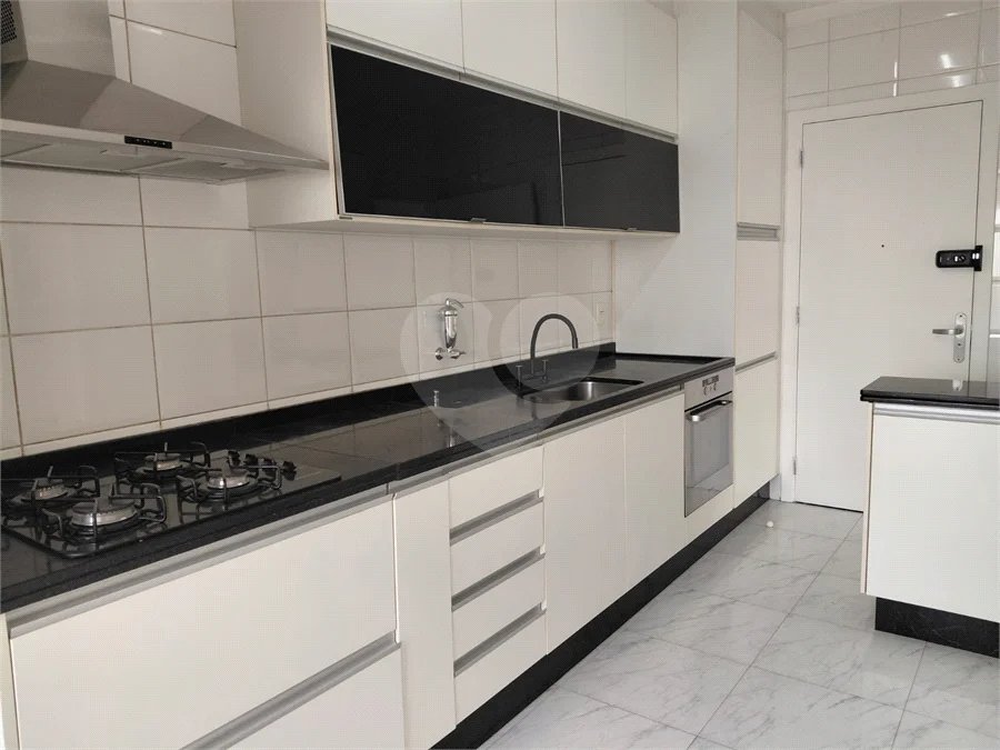 Apartamento na Vila Leopoldina de 3 dormitórios, 1 suíte, 2 vagas e lazer completo!
