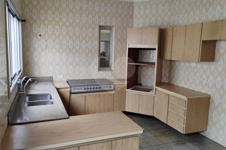 Sobrado à venda com 3 quartos, sendo 1 suíte,  em Jardim Jabaquara, São Paulo, SP