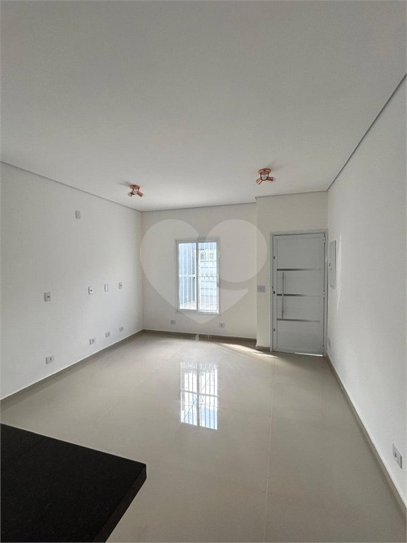 Casa para alugar com 2 quartos, sendo 1 suíte, em Cidade Nova Arujá, Arujá, SP