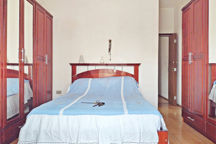 Casa à venda com 5 quartos, sendo 1 suíte, em Santana, São Paulo, SP