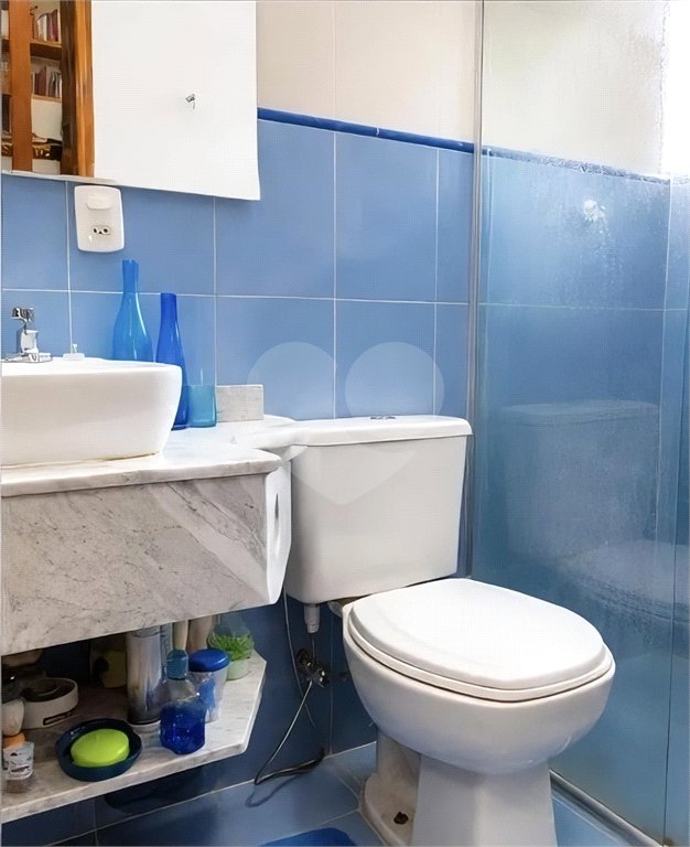 Casa à venda com 3 quartos, sendo 1 suíte, no condomínio Morada do Horto, São Paulo - SP