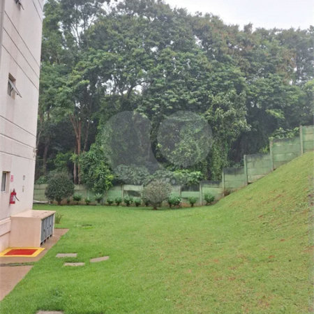 Apartamento à venda com 2 quartos em Jardim Ísis, Cotia, SP