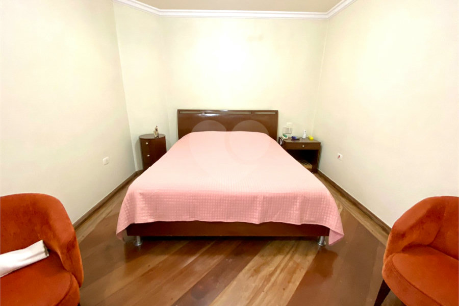 Sobrado à venda com 4 suítes em Vila Lucia, São Paulo, SP