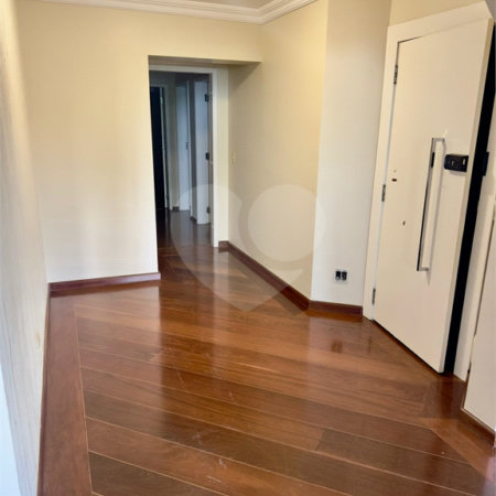 Apartamento à venda com 3 quartos, sendo 1 suíte,  em Jardim Paulistano, São Paulo, SP