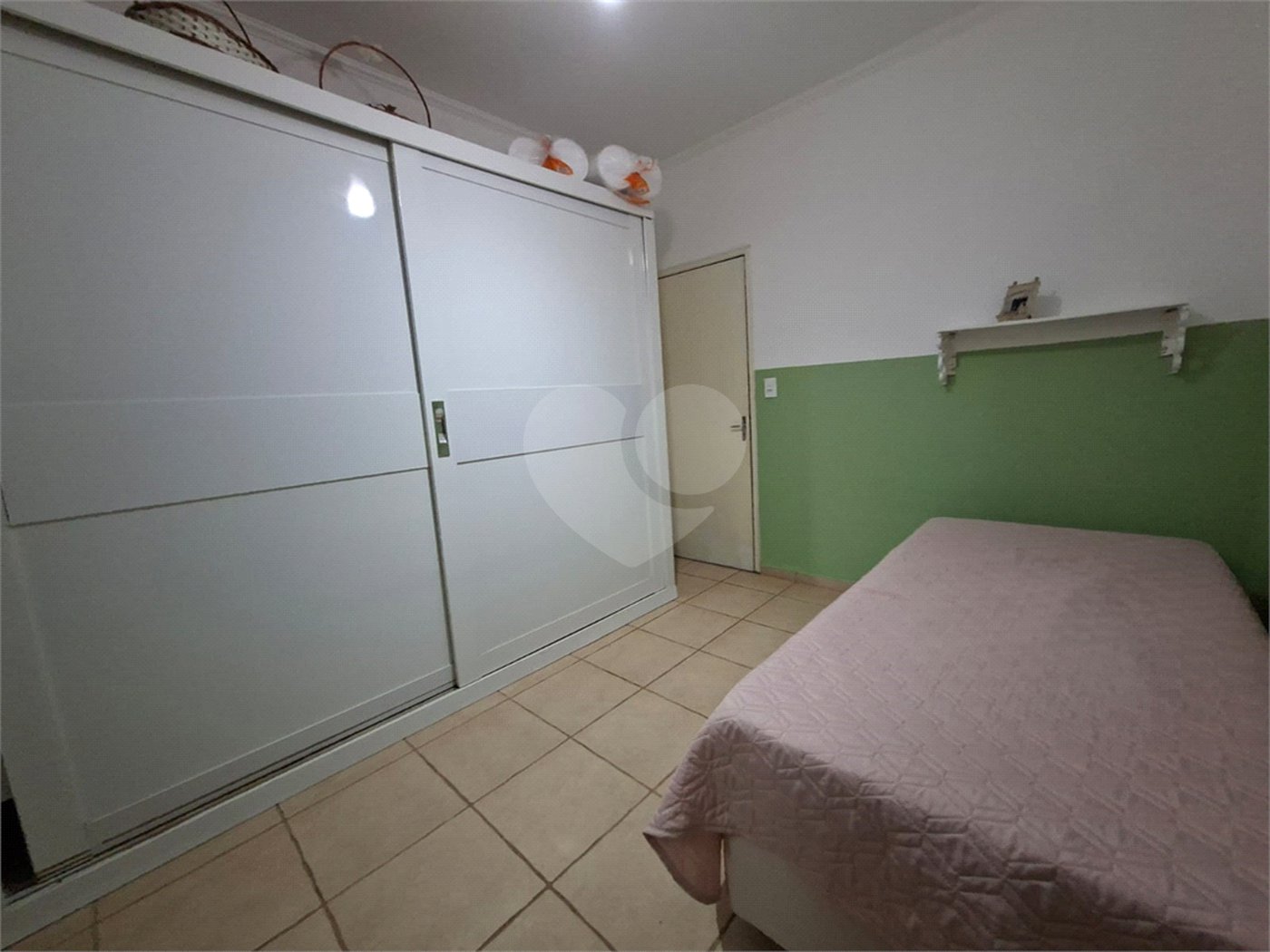 Chácara à venda com 3 quartos, sendo 1 suíte,  em Ribeirãozinho, Alambari, SP