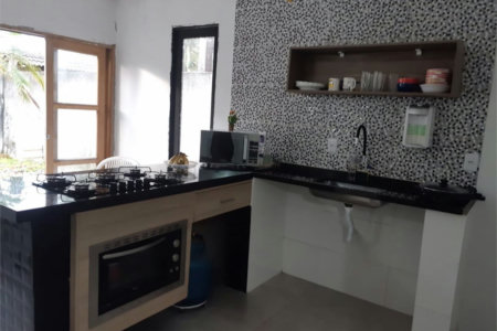 Casa com 4 dormitórios à venda, 180 m² por R$ 650.000,00 - Jardim Virginia - Guarujá/SP