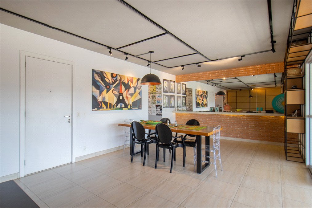 Apartamento à venda com 3 suítes em Jardim Marajoara, São Paulo, SP