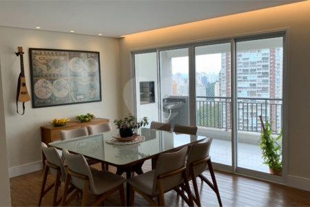 Apartamento à venda com 4 quartos, sendo 2 suítes, em Jardim Caboré, São Paulo, SP