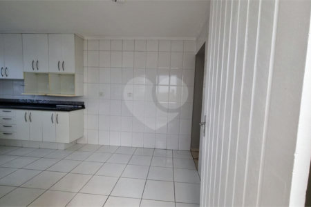 Casa à venda com 3 quartos em Jardim Ester, São Paulo, SP
