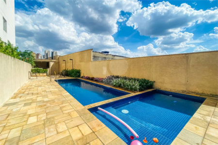 Apartamento à venda com 2 quartos em Vila Vitório Mazzei, São Paulo, SP