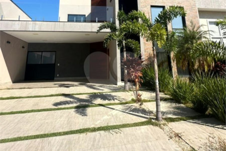 Casa à venda com 3 quartos, sendo 2 suítes, no condomínio Residencial Maria Dulce, Indaiatuba - SP