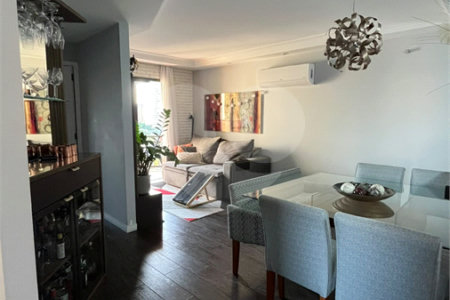Apartamento à venda com 3 quartos, sendo 1 suíte, em Vila Hamburguesa, São Paulo, SP