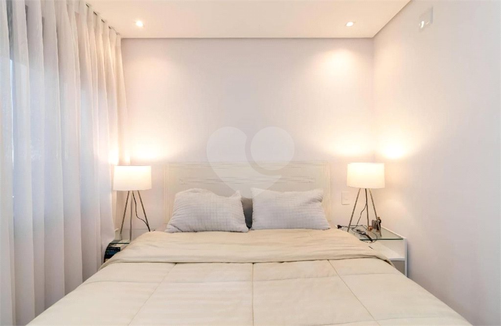 Apartamento à venda com 2 quartos, sendo 1 suíte,  em Santa Teresinha, São Paulo, SP