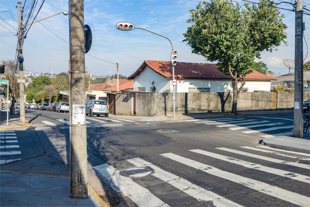 Casa à venda com 2 quartos, sendo 1 suíte, no Centro, Salto, SP