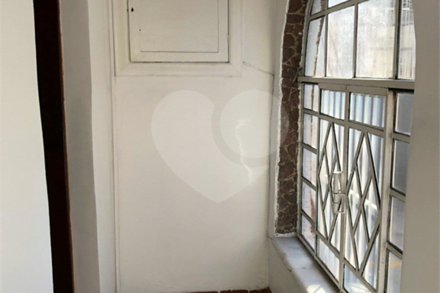Casa à venda com 10 quartos em Santana, São Paulo, SP