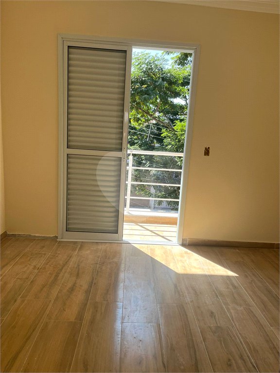 Sobrado à venda ou para alugar com 3 suítes em Vila Pedra Branca, São Paulo, SP