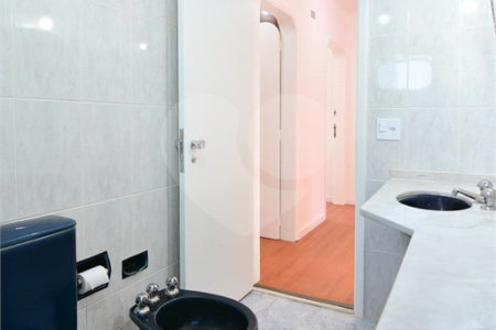 Apartamento à venda com 4 quartos, sendo 2 suítes,  em Brooklin Paulista, São Paulo, SP