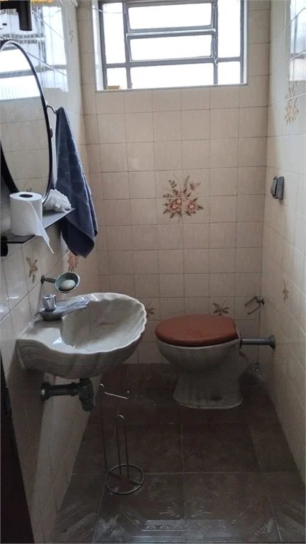 Sobrado à venda com 3 quartos em Jardim Odete, São Paulo, SP