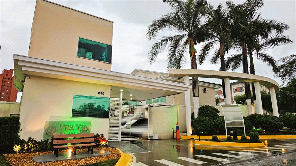 Casa à venda com 3 quartos, sendo 1 suíte, no condomínio Viva Vida, Sorocaba - SP