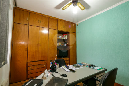 Sobrado à venda com 3 quartos, sendo 1 suíte, em Vila Mascote, São Paulo, SP